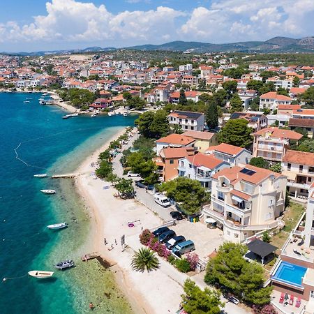 Family Friendly Seaside Apartments Brodarica, Sibenik - 15270 Kültér fotó
