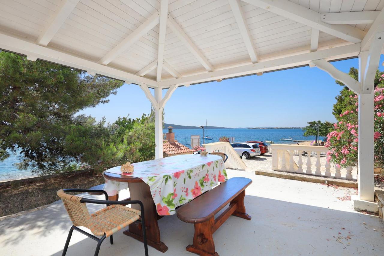 Family Friendly Seaside Apartments Brodarica, Sibenik - 15270 Kültér fotó