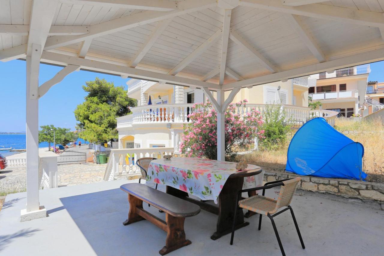 Family Friendly Seaside Apartments Brodarica, Sibenik - 15270 Kültér fotó