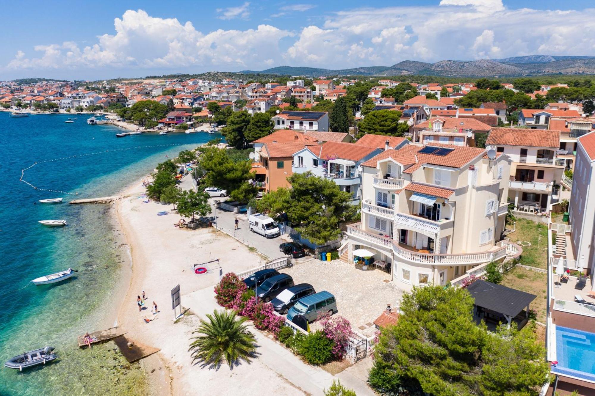 Family Friendly Seaside Apartments Brodarica, Sibenik - 15270 Kültér fotó