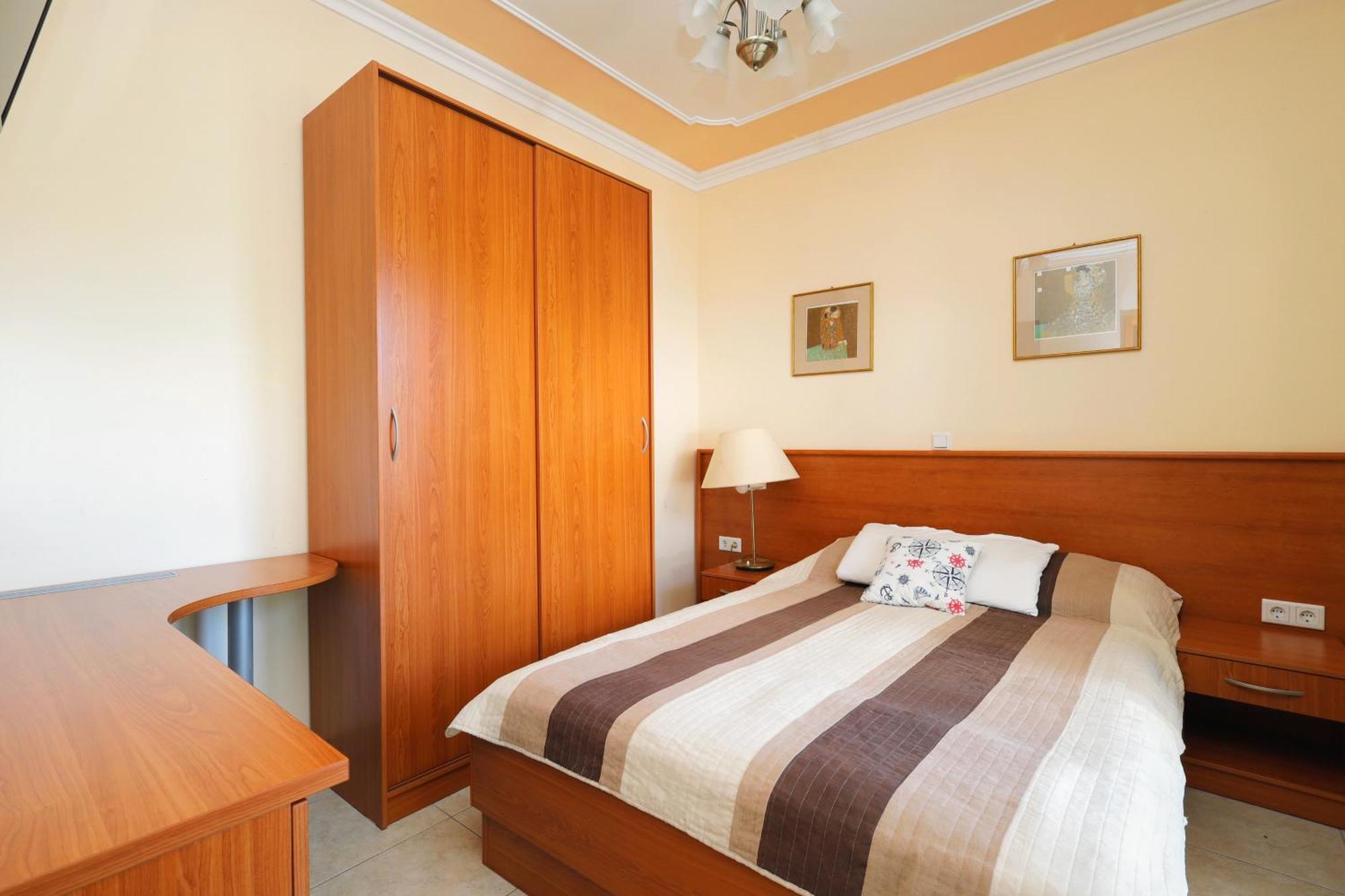 Family Friendly Seaside Apartments Brodarica, Sibenik - 15270 Szoba fotó