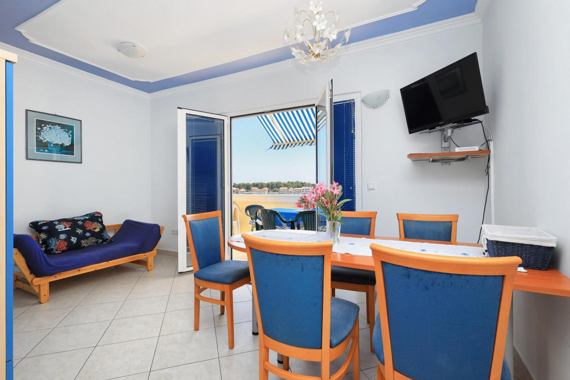 Family Friendly Seaside Apartments Brodarica, Sibenik - 15270 Szoba fotó